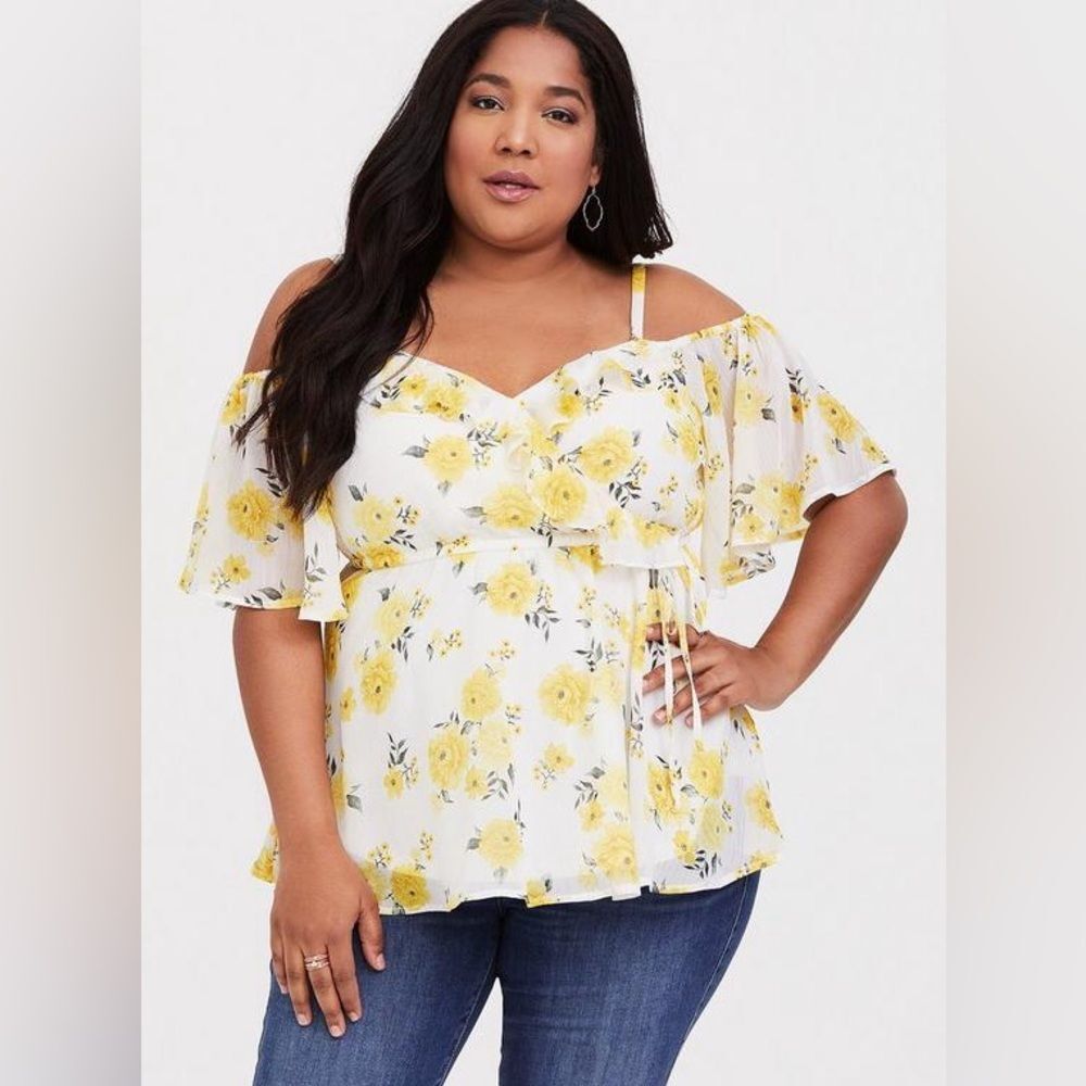 Torrid Chiffon Floral Print Cold Shoulder Blouse Size 5 (5X) EUC